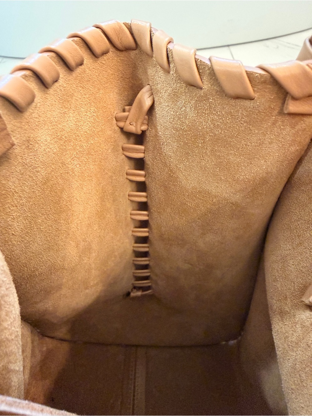 Chloé Mony Medium Light Tan Leather Tote - Picture 14 of 16